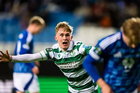 أصغر هداف بتاريخ أوروبا.. مهاجم شامروك روفرز يحطم رقم لوكاكو من بوابة دوري المؤتمر